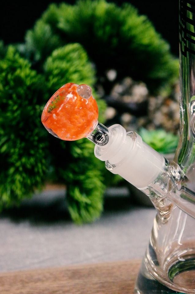 Heisenberg Orange Smile Bowl with Roll Stopper 14.5 mm / 18.8 mm