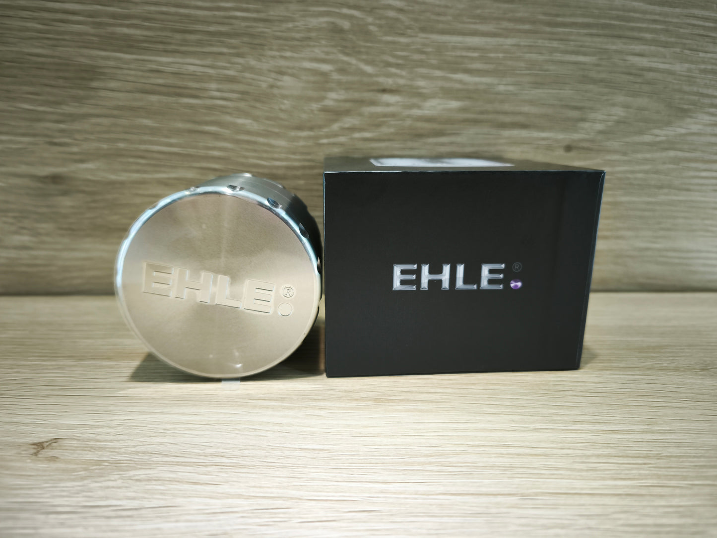 EHLE. 4-Piece 100% Stainless Steel Grinder